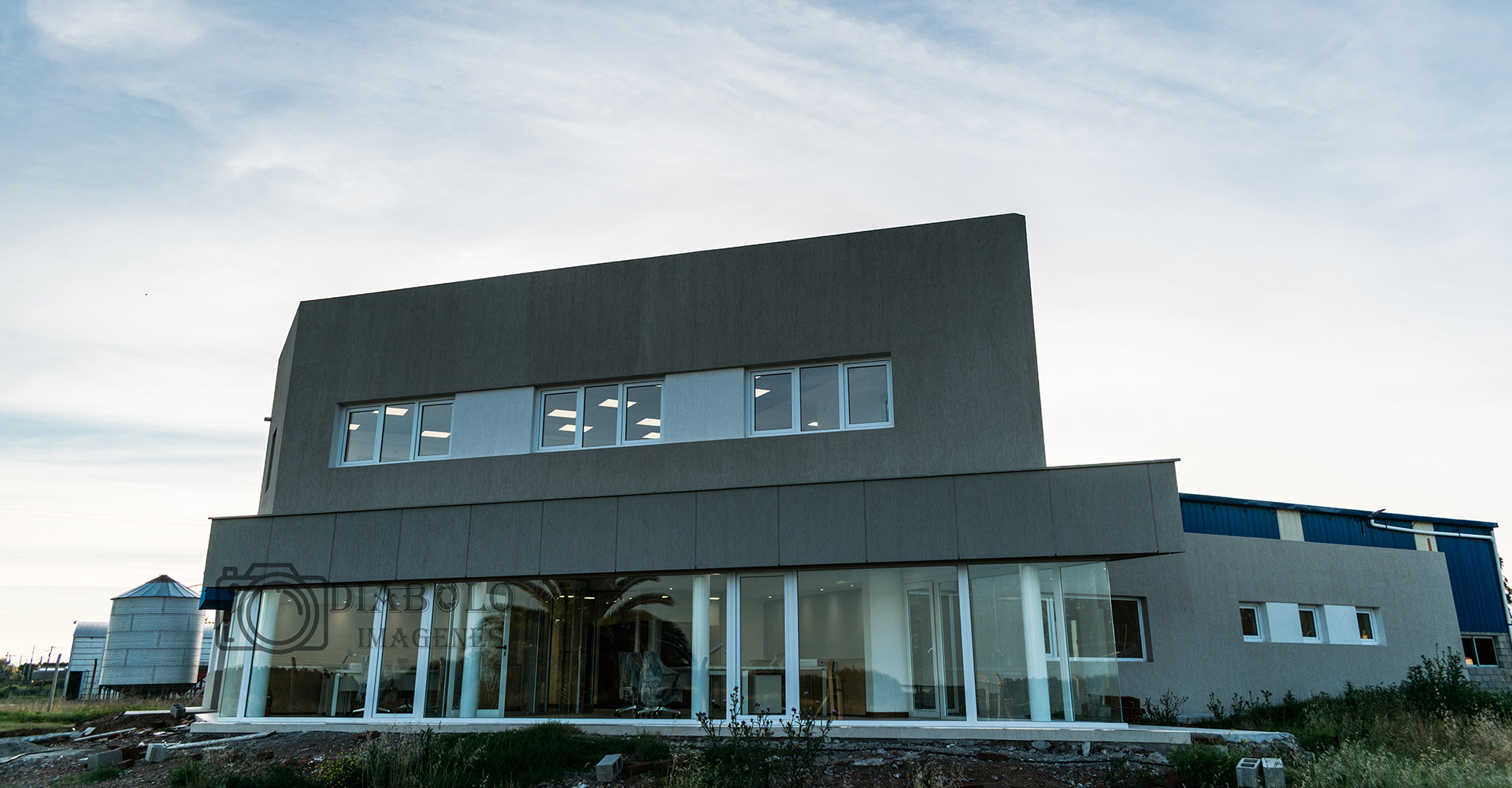 Arquitecta Julieta Bisio - Empresa Constructora